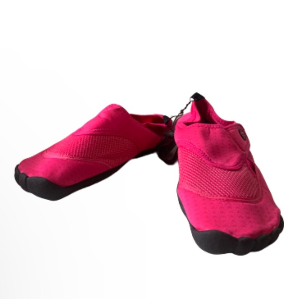 NEW AW Athletics Works Water Shoes